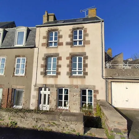 Hébergement de vacances La Maison De L'amiral Vue Sur à Granville